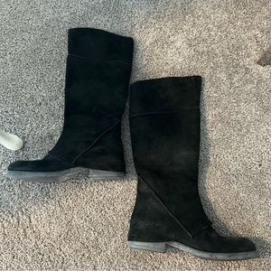 Vera Wang black suede mid calf boots
